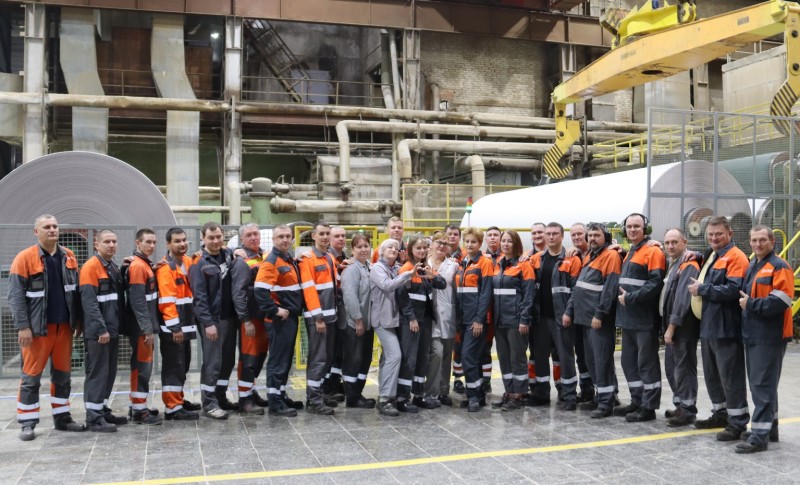 Бумагоделательной машине № 15 Сыктывкарского ЛПК исполнилось 40 лет