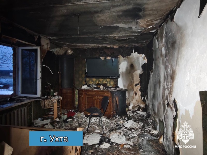 В Ухте на пожаре пострадал мужчина