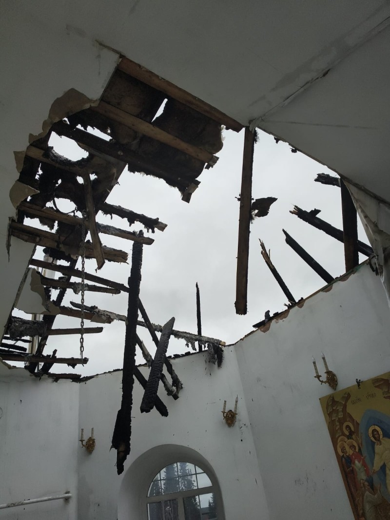 Требуется помощь неравнодушных: в Коми объявлен сбор средств на восстановление церкви в Ношуле после пожара