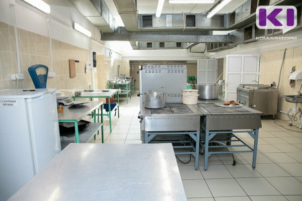 Мишустин поручил проработать вопрос увеличения закупок рыбы для школ и больниц