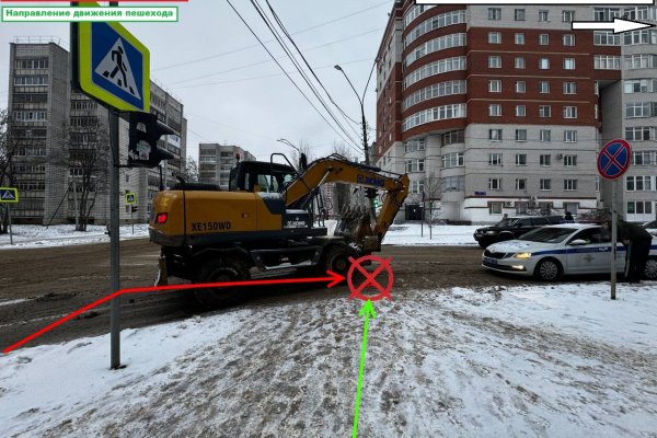 В Сыктывкаре экскаватор наехал на пешехода
