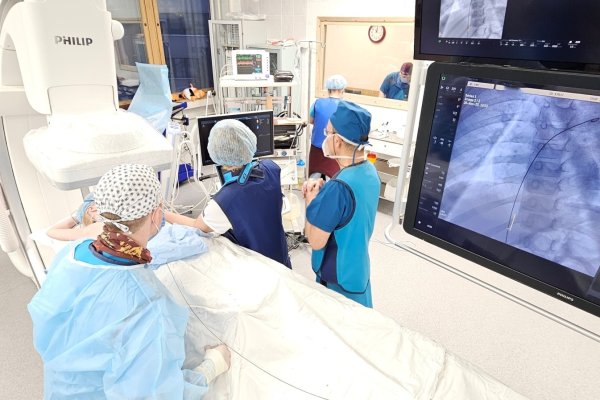 Под руководством федерального эксперта в Кардиодиспансере прооперировали шесть детей с пороком сердца