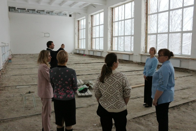 Новый подрядчик завершит ремонт школы №1 в Вуктыле