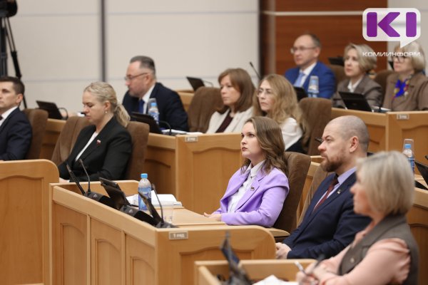 Нельзя допустить, чтобы у граждан возникали проблемы с получением льготных лекарств - депутат Госсовета Коми Анастасия Михайлова