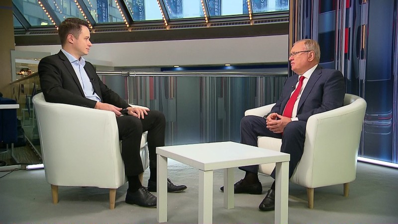 Глава ВТБ Костин считает, что доллар будет стоить больше 90 рублей в 2026 году