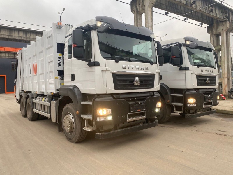 Региональный оператор Севера пополнил автопарк современной спецтехникой

