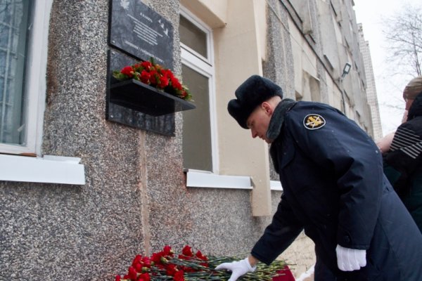 В День героев Отечества в УФСИН открыли мемориальную доску в память о работниках УИС Коми, павших в военных конфликтах