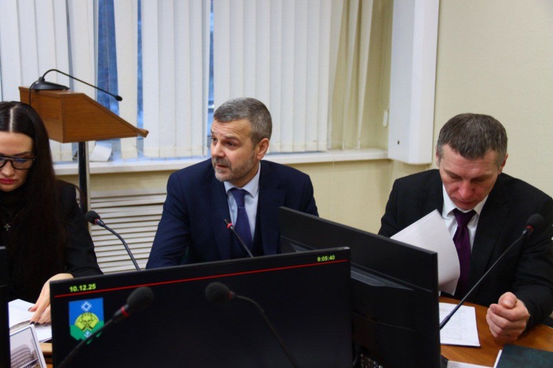 Первые морозы и снег: как в Сыктывкаре поддерживают порядок на улицах