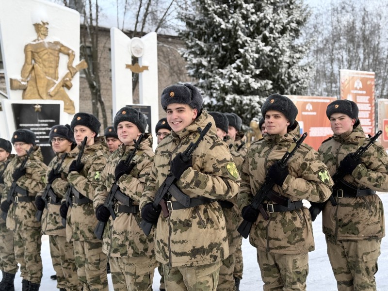 Призывники из Карелии и Мурманска приняли военную присягу в Сыктывкаре