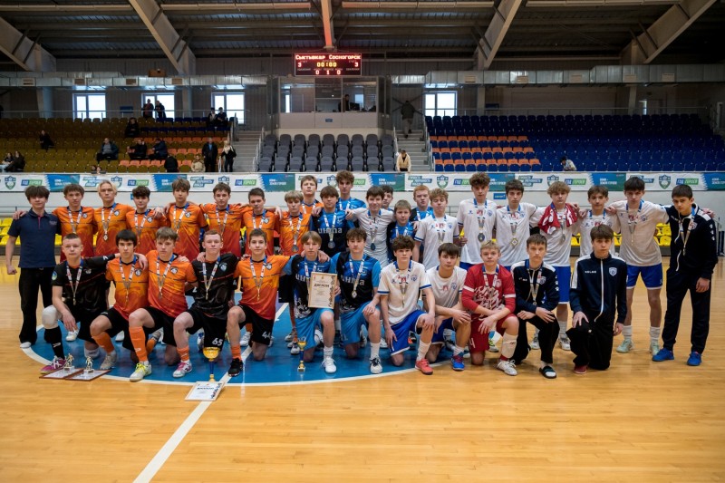 Сыктывкарцы одержали победу на первенстве Коми по футзалу среди юношей до 17 лет