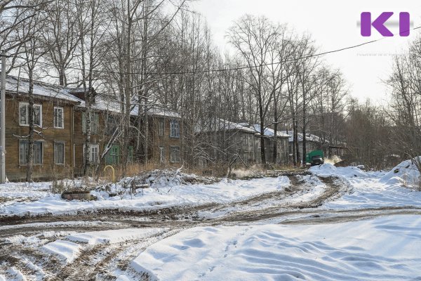 Дума разрешила регионам назначать управляющие компании аварийным домам