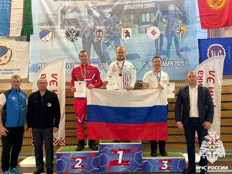 Пожарный из Коми завоевал три золота на чемпионате мира по спортивному туризму на лыжных дистанциях