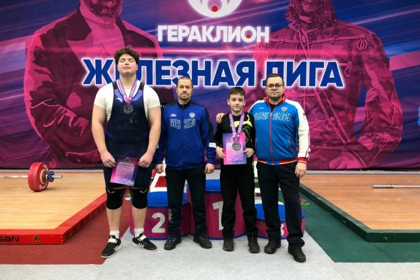 Две серебряные медали завоевали атлеты Коми на Всероссийских соревнованиях по тяжелой атлетике