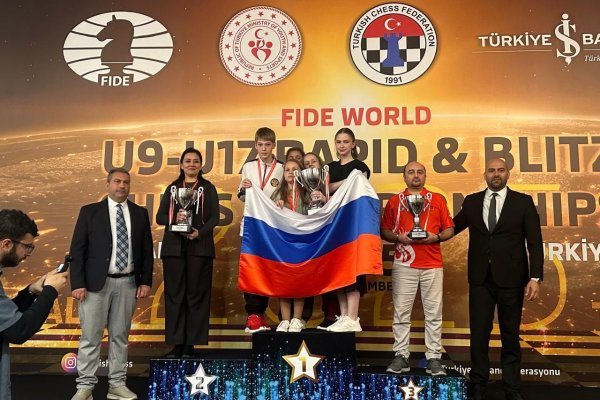 Юный сыктывкарец завоевал бронзу на первенстве мира по шахматному блицу в Турции