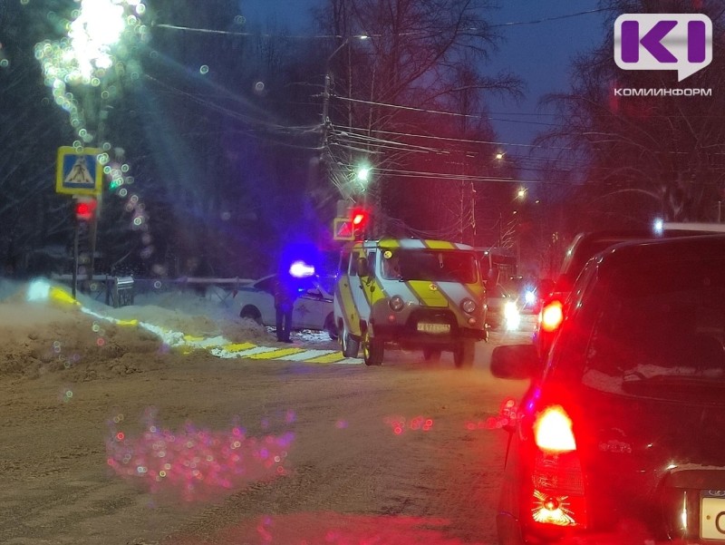 ДТП в Сыктывкаре: водитель УАЗа сбил ребёнка на пешеходном переходе