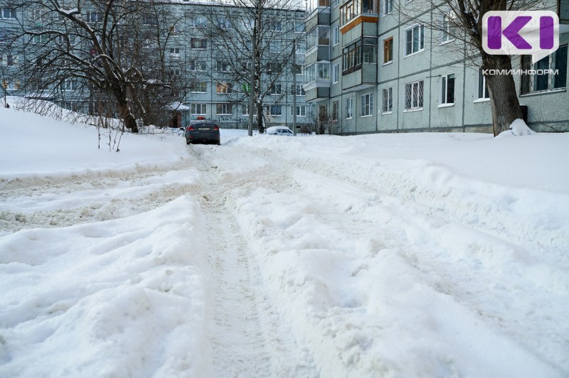 В Сыктывкаре выдали предостережение 29 управляющим компаниям за некачественную уборку снега