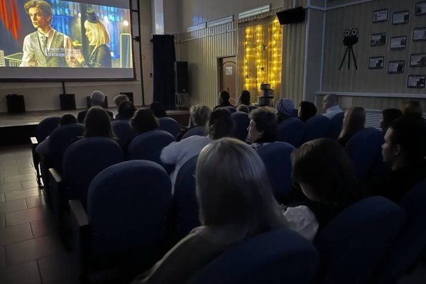 Четыре новых малых кинозала начали показы в Коми

