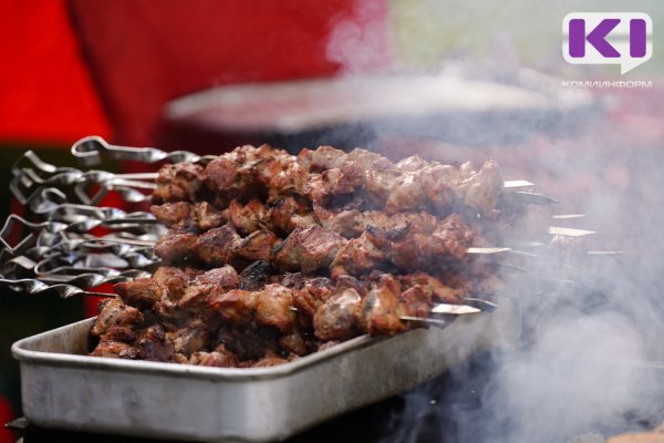 Как выбрать безопасную уличную еду: практические рекомендации