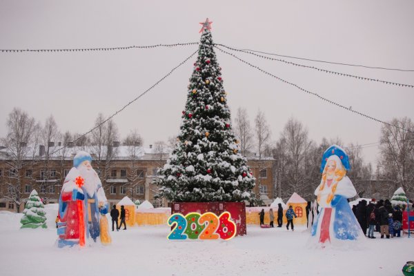 Снежную сказку открыли на Первомайской площади Ухты