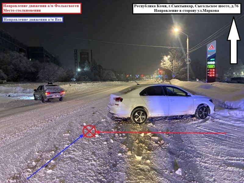В Сыктывкаре в ночном ДТП пострадали две женщины из ВАЗа