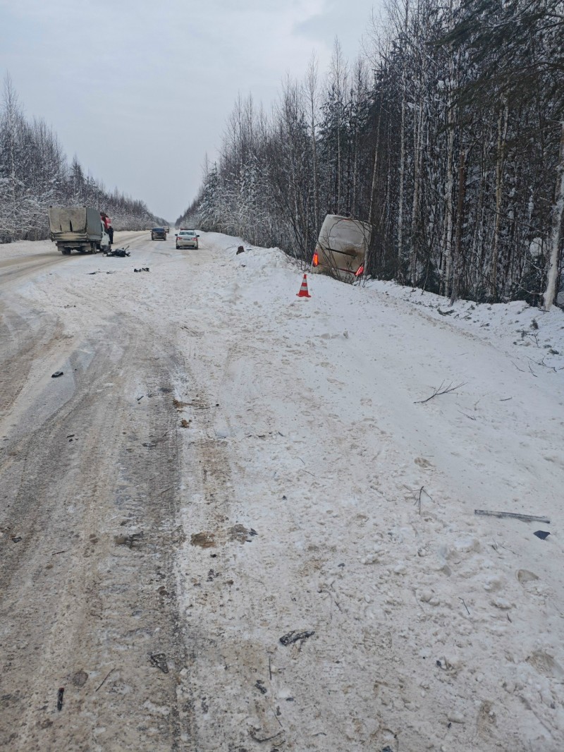 ДТП в Корткеросском районе: пассажиры экскурсионного автобуса - дети и родители - благополучно вернулись в Сыктывкар