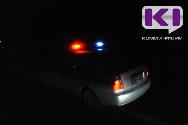 В Ижемском районе полицейский ранен при задержании мужчины, открывшего стрельбу