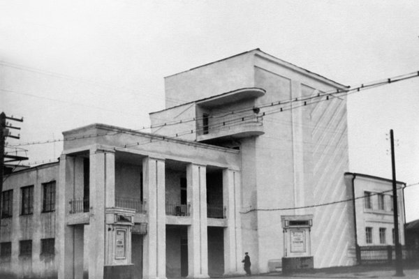 В Театре драмы им. В. Савина представят фильм об истории первого профессионального театра Коми

