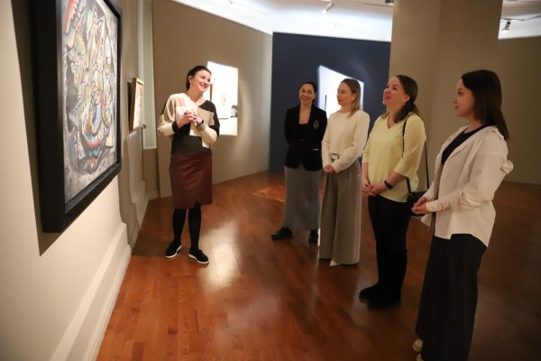 Министр культуры и архивного дела Республики Коми исполнила желание 13-летней Яны