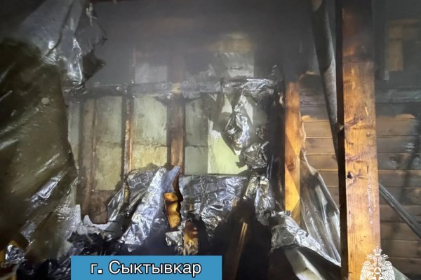 В Сыктывкаре на пожаре эвакуировали двух человек