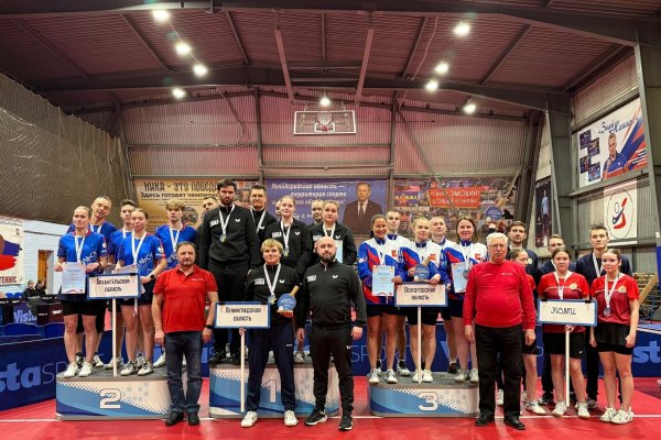Пять медалей выиграла сборная Республики Коми на чемпионате СЗФО по настольному теннису
