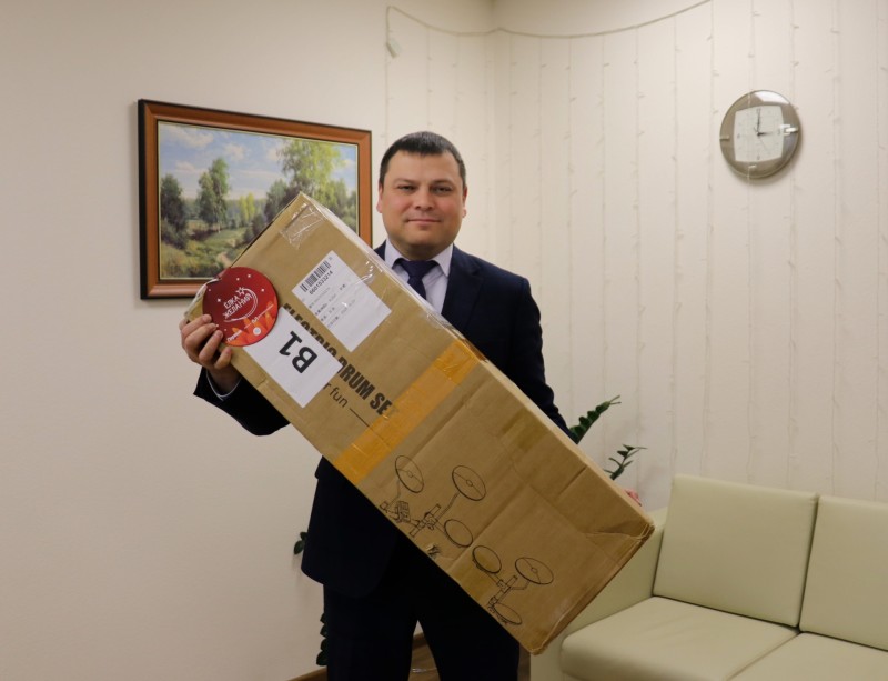 Музыкальный сюрприз от министра финансов Коми для Дмитрия из Ровеньков готовится к отправке