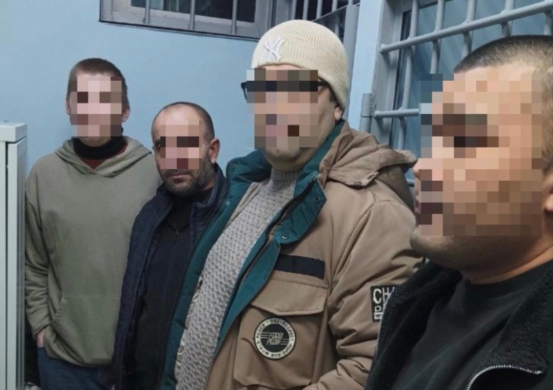 В 2025 году приставы Коми проводили на родину 65 иностранцев