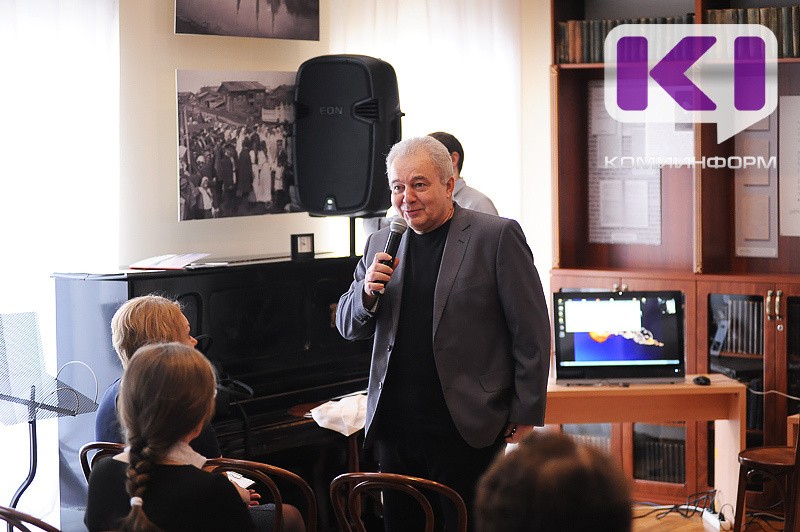 Поэт из Коми Андрей Попов стал заслуженным работником культуры РФ