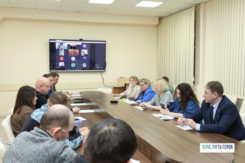 Участники программы "Пера. Путь героя" в Коми работают с наставниками из числа депутатов и министров