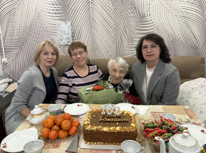 Жительница Усть-Вымского района, труженик тыла Александра Мягкова отметила 102-летие