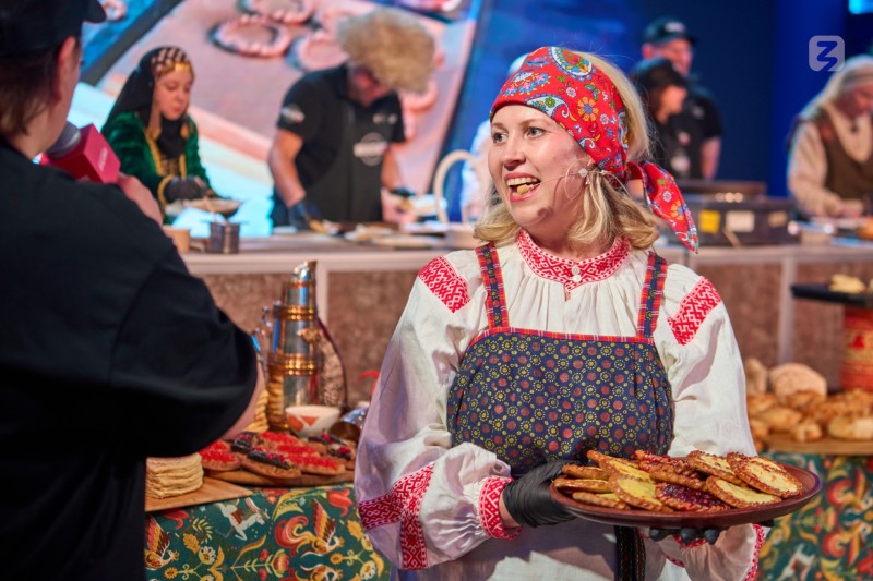 Мастер-класс по приготовлению коми шанег дали в Национальном центре "Россия" в Год единства народов