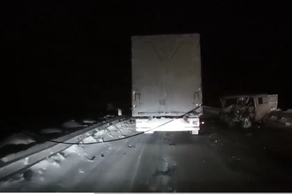 Появилось видео с места ДТП в Сыктывдинском районе, где погибли три человека