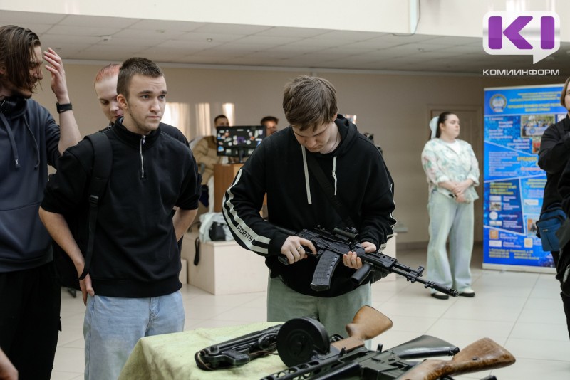 Студенты Сыктывкарского политехнического техникума узнали, кто такие настоящие Защитники Отечества