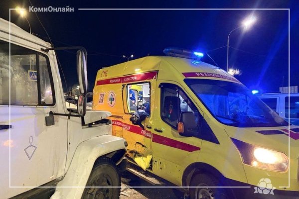 ГАИ просит очевидцев показать записи видеорегистраторов со столкновением скорой и ГАЗа в Сысольском районе 