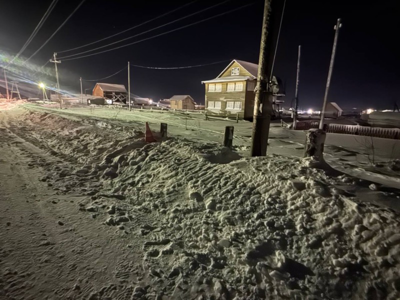 Водителя снегохода с множественными переломами госпитализировали в Усть-Цильме