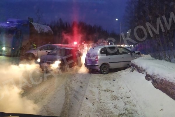 Трое пострадавших: стали известны подробности аварии у газовой заправки под Ухтой