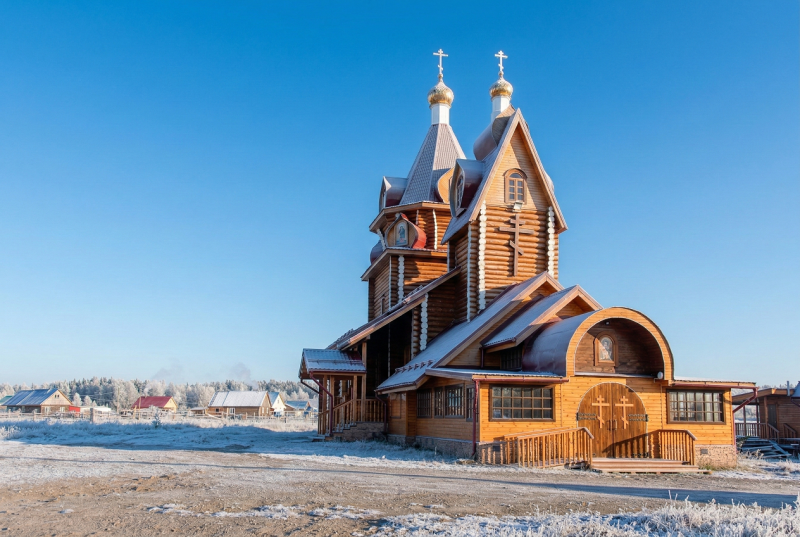В усинском Новикбоже освятили храм, построенный при поддержке ЛУКОЙЛа
