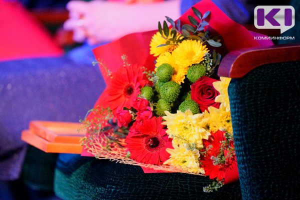 Лимит подарков педагогам хотят поднять до 5 тыс. рублей