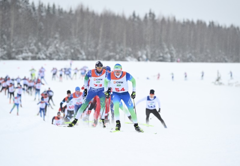 Сыктывкарский ЛПК организовал лыжный марафон "Преодолей себя"

