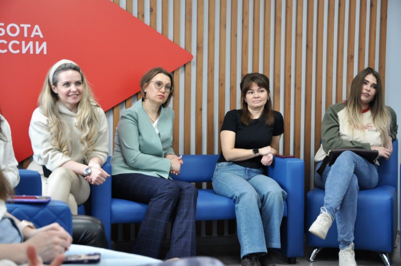 Более 400 жительниц Коми нашли работу с помощью службы занятости с начала 2026 года

