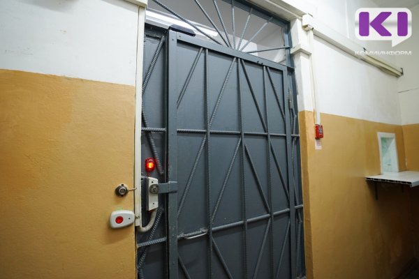 В Санкт-Петербурге задержали мужчину, который в 2001 году совершил убийство в Усинске