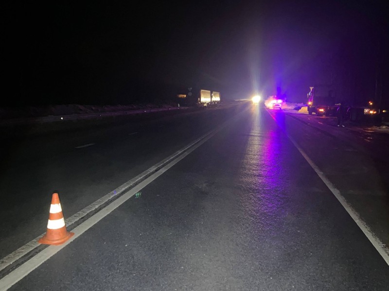 В Сыктывдинском районе КамАЗ и "Лада" не поделили дорогу