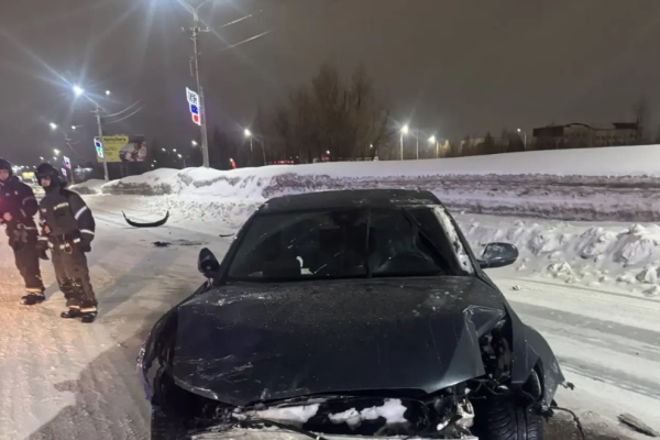 В Усинске два человека пострадали в столкновении двух Audi