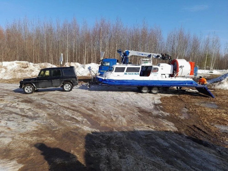 В сыктывкарском Заречье тестируют новое судно на воздушной подушке