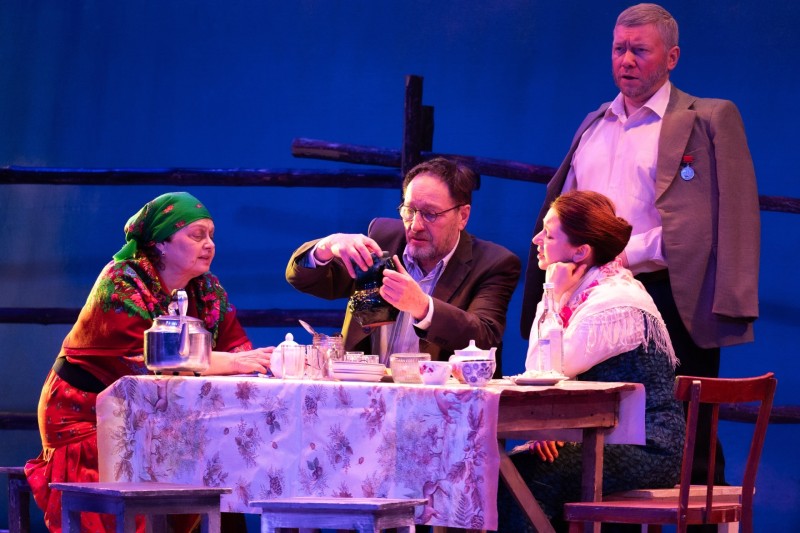 Спектакль "Коми балл" по пьесе Геннадия Юшкова стал хитом сельских гастролей